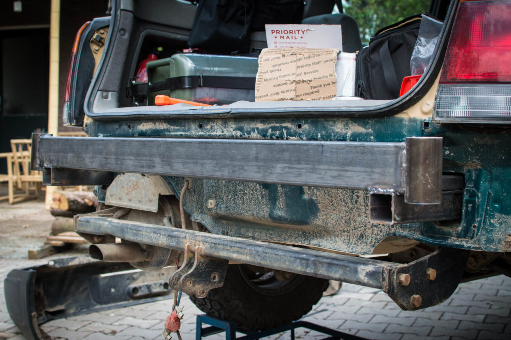 the mounting point of the rear spare tire carrier